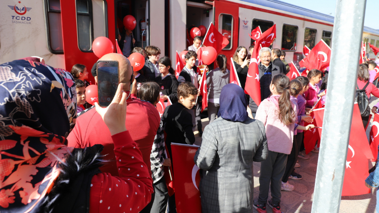 100. Yıl Cumhuriyet Treni Çankırı Garında - TÜRKİYE - İnternetin Ajansı