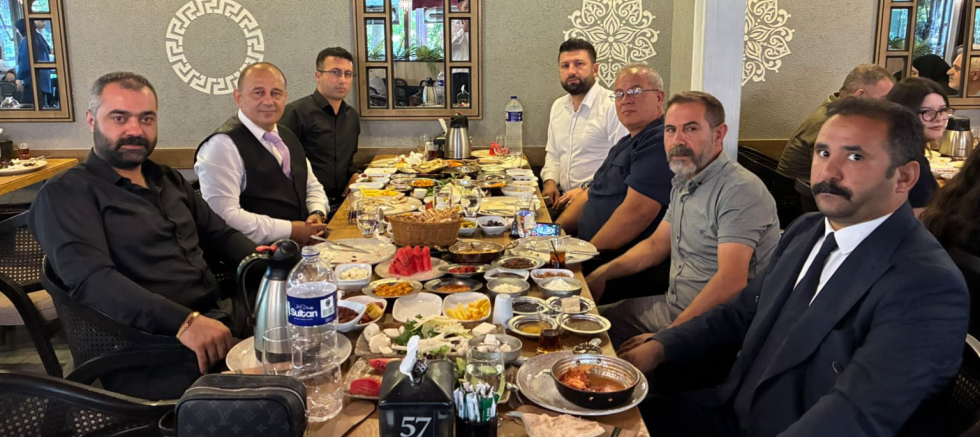 ADALET BİRLİK PARTİSİ GENEL BAŞKANI İRFAN UZUN GAZİANTEP’TE TEŞKİLATLA BULUŞTU - GÜNDEM - İnternetin Ajansı