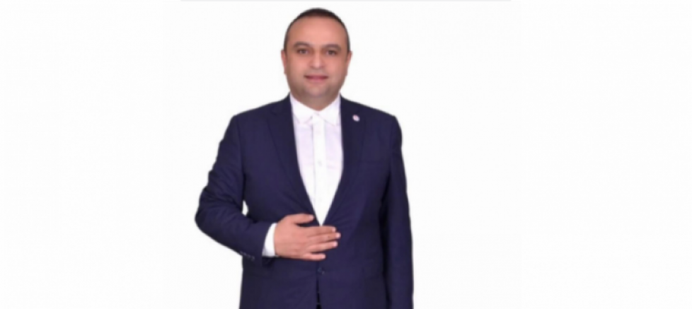 ADİL TÜRKİYE PARTİSİ GENEL BAŞKAN YARDIMCISI VE BASIN SÖZCÜSÜ AYTAÇ BATTAL’DAN 2025 YILI KUTLAMA MESAJI - GÜNDEM - İnternetin Ajansı