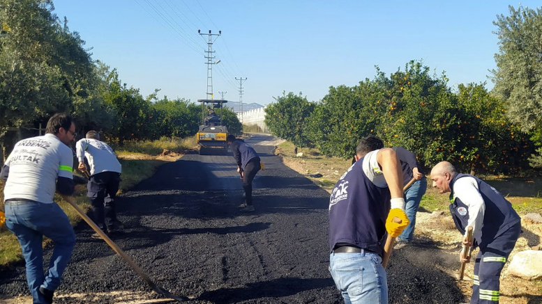 AKDENİZDE ASFALT SERİM VE YOL YENİLEME ÇALIŞMALARI ARALIKSIZ SÜRÜYOR - TÜRKİYE - İnternetin Ajansı