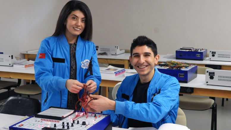 AR-GE genç projecilere kapılarını açtı - TÜRKİYE - İnternetin Ajansı