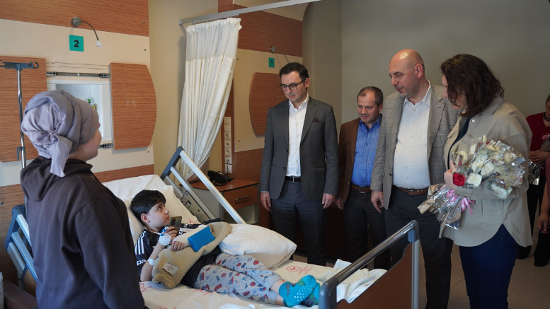 Başkan Aydın’dan Hasta Vatandaşlara Moral Ziyareti - TÜRKİYE - İnternetin Ajansı