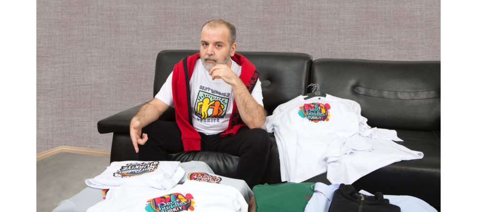 BestBuddies Türkiye ve SRT Global'den Anlamlı İş Birliği: Şıklığınızla Destek Olun! - GÜNDEM - İnternetin Ajansı