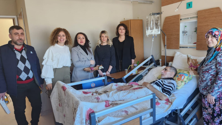 Beyaz Masa Ekipleri Tedavi Gören Vatandaşların Yanında - TÜRKİYE - İnternetin Ajansı