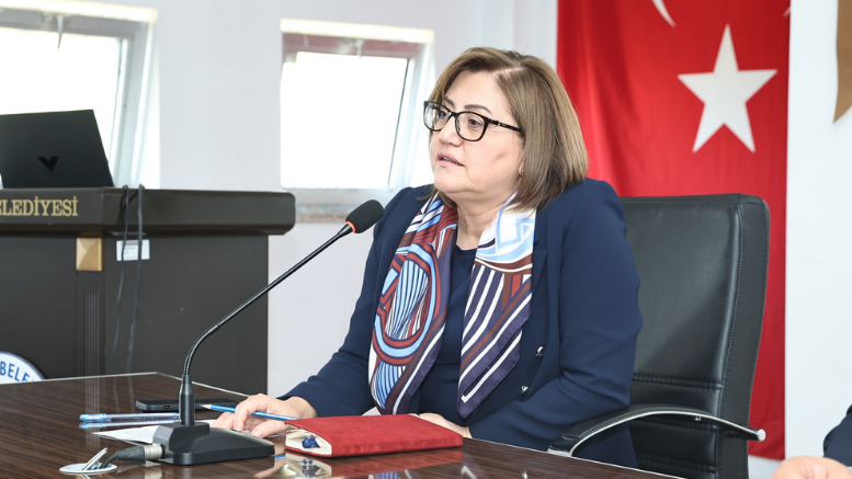 BÜYÜKŞEHİR BELEDİYESİNDEN 12’NCİ SINIFLARA 1000 LİRALIK EĞİTİM DESTEĞİ - TÜRKİYE - İnternetin Ajansı