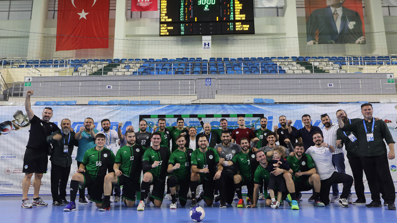 Büyükşehir Hentbol dolu dizgin:  Evimizde galip geldik - TÜRKİYE - İnternetin Ajansı