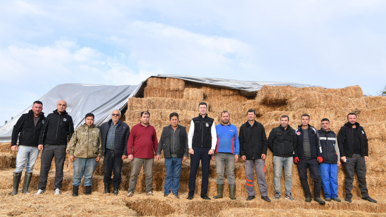 Büyükşehir’den küçük üreticiye ot balyası desteği - TÜRKİYE - İnternetin Ajansı