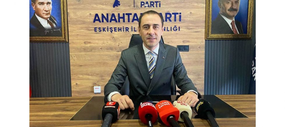 Çağlar Ölce’den 24 Temmuz Gazeteciler ve Basın Bayramı Mesajı: “Özgür Basın, Halkın Ortak Vicdanıdır” - GÜNDEM - İnternetin Ajansı