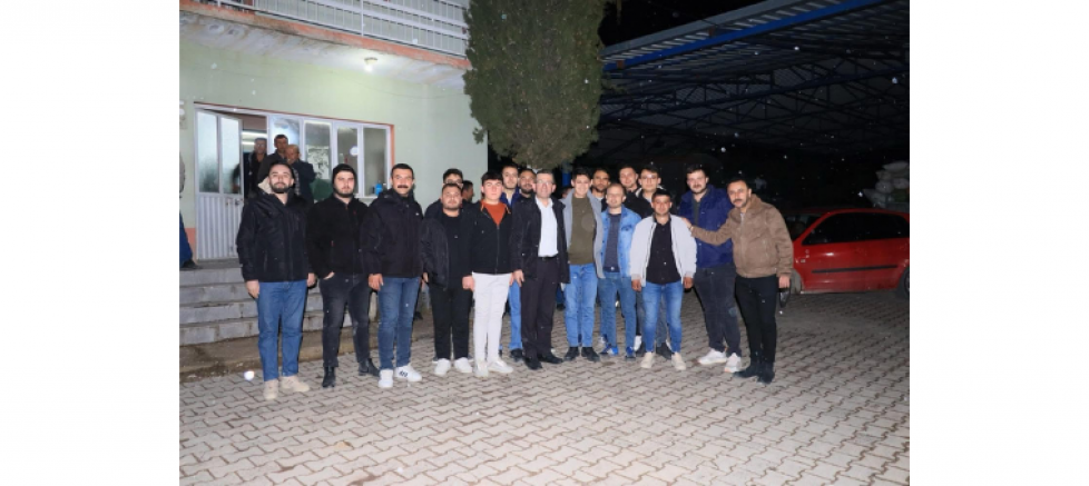 CHP DEMİRCİ İLÇE BAŞKANI MELİH KURU, ESENYURT MAHALLESİ'NE YAPTIĞI ZİYARETTE COŞKULA KARŞILANDI - GÜNDEM - İnternetin Ajansı