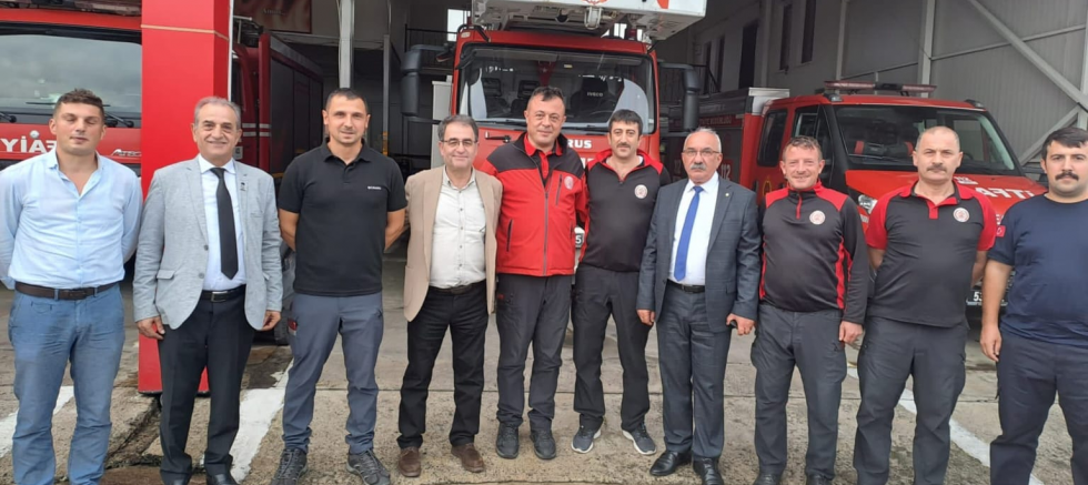 CHP Rize İl Başkanı Saltuk Deniz “İtfaiyecilik Meslek Kanunu Çıkarılmalı”               CHP’li yöneticiler İtfaiyeciler haftasında itfaiyecileri yalnız bırakmadı. - GÜNDEM - İnternetin Ajansı
