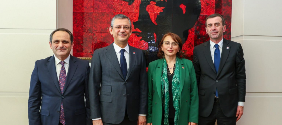 CHP Sakarya Örgütü’nden Genel Başkan Özel’e ziyaret - GÜNDEM - İnternetin Ajansı