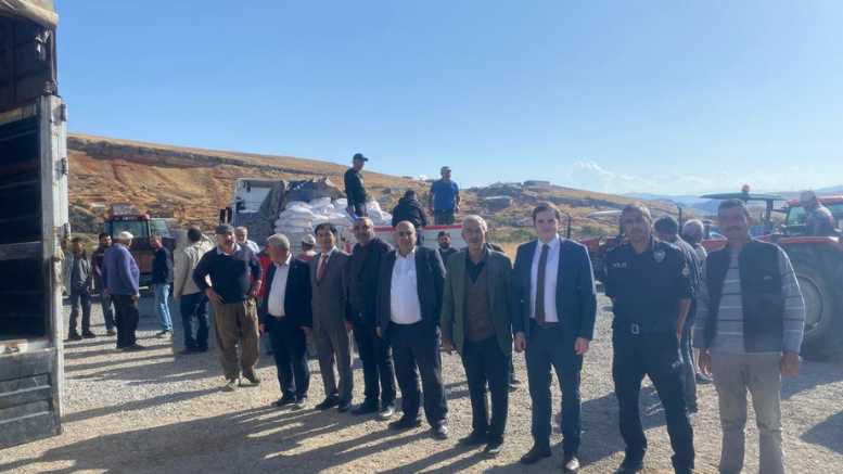 ÇİFTÇİLERE SERTİFİKALI TOHUM DAĞITILDI - TÜRKİYE - İnternetin Ajansı