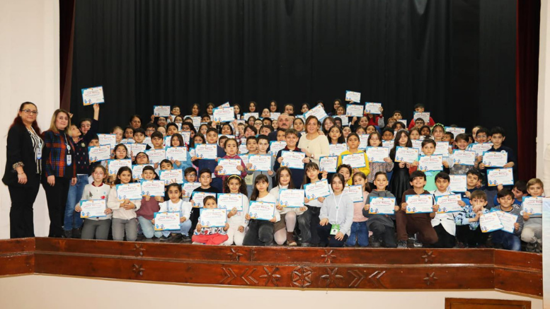 Çocuk Meclisi Üyeleri Mazbatalarını Başkan Esen’den Aldı - TÜRKİYE - İnternetin Ajansı