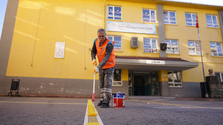 Fen İşleri Ekiplerinden Kartal’da Yoğun Mesai - TÜRKİYE - İnternetin Ajansı