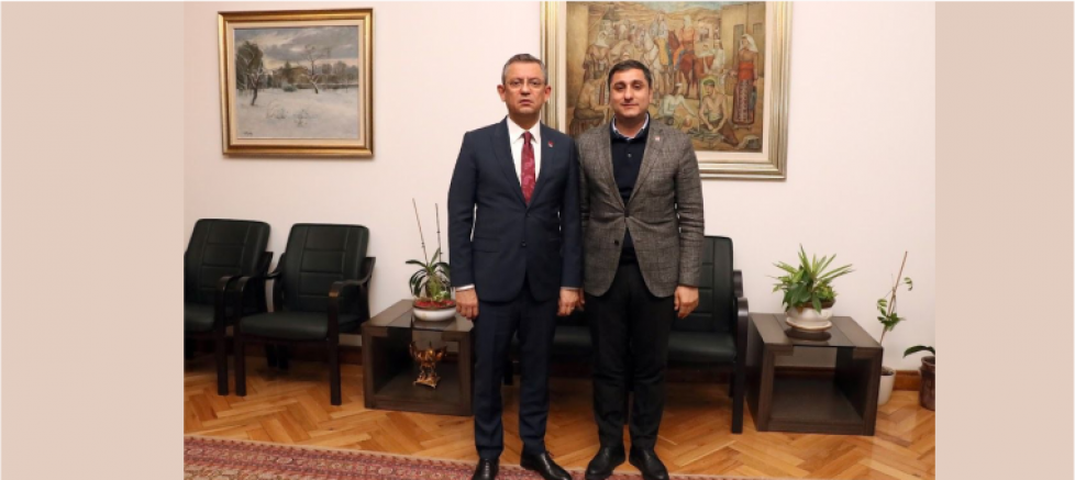 Ferhat Karadağ'dan Özgür Özel'e Ziyaret: Şanlıurfa'da Rekor Oy ve Değişimin Gücü Vurgusu - GÜNDEM - İnternetin Ajansı
