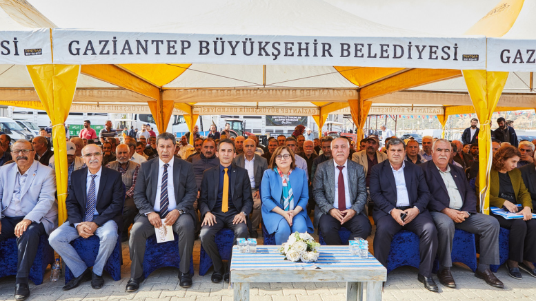 GAZİANTEP BÜYÜKŞEHİR, ÜRETTİĞİ SERTİFİKALI TOHUMLARIN DAĞITIMINA BAŞLADI - TÜRKİYE - İnternetin Ajansı