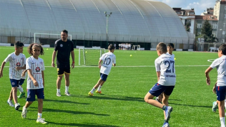 GELİŞİM SPOR ANTRENÖRÜ ASLAN: AMATÖR SPORUN RUHUDUR - GÜNDEM - İnternetin Ajansı