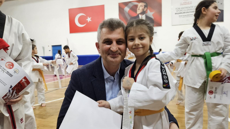 GÖLCÜK BELEDİYESPOR SPORCULARI KUŞAK ATLAMA COŞKUSU YAŞADI - TÜRKİYE - İnternetin Ajansı