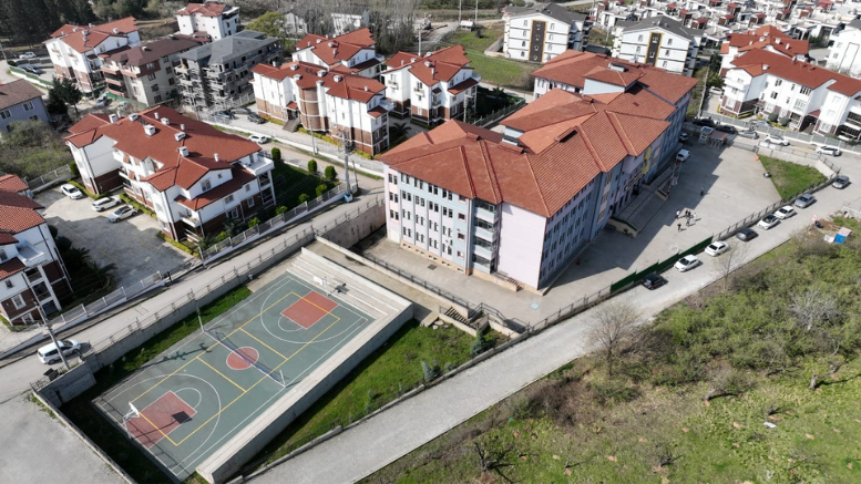 GÖLCÜK'TE YENİLENMEYEN OKUL KALMIYOR - TÜRKİYE - İnternetin Ajansı