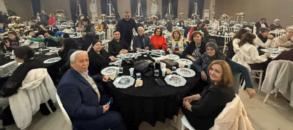 İYİ PARTİ BALIKESİR İL BAŞKANI HASAN FEHMİ YÖRÜK'TEN SANATA DESTEK - GÜNDEM - İnternetin Ajansı