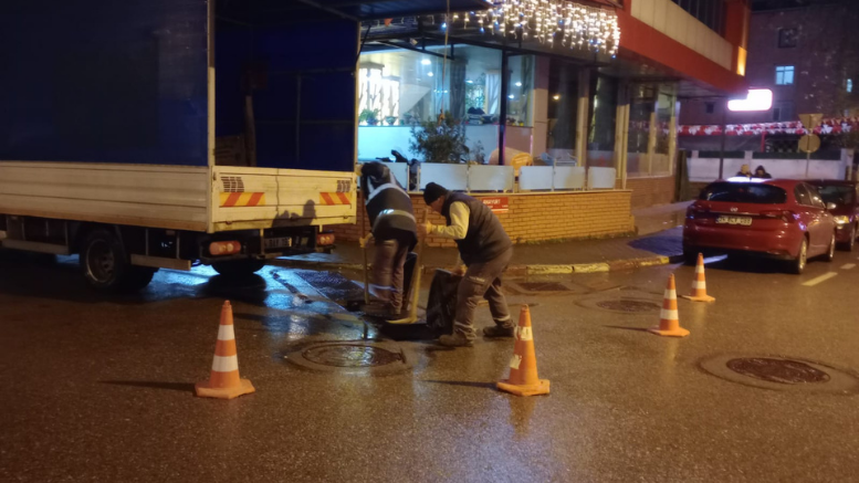 Kartal Belediye Ekipleri Tedbiri Elden Bırakmıyor - TÜRKİYE - İnternetin Ajansı