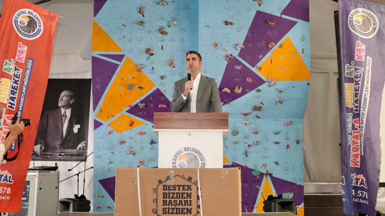 Kartal Belediyesi ve İBB’den Amatör Kulüplere Spor Malzemesi Desteği - TÜRKİYE - İnternetin Ajansı