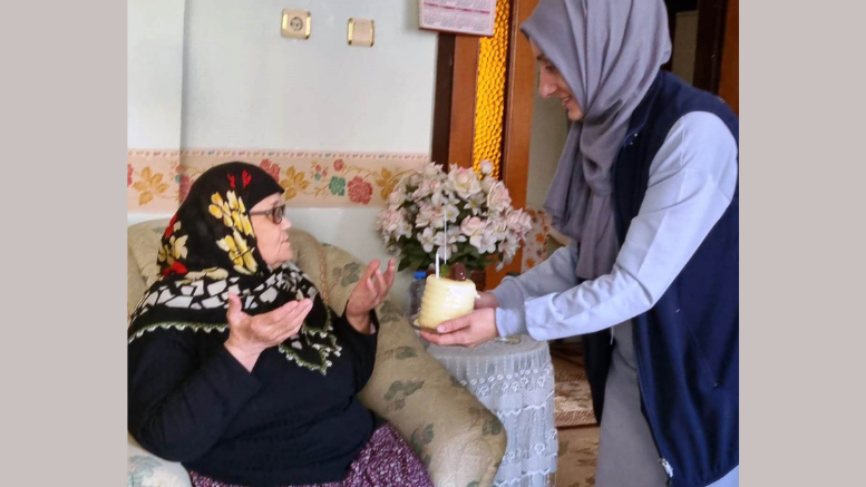 KARTEPE’NİN ÇINARLARINA SÜRPRİZ DOĞUM GÜNÜ KUTLAMASI - TÜRKİYE - İnternetin Ajansı