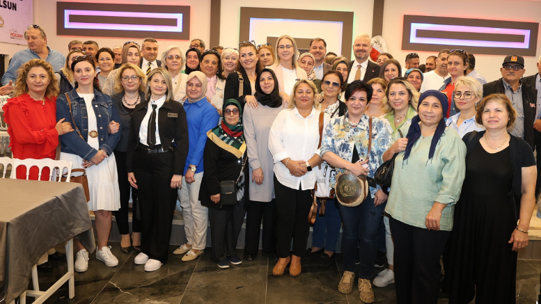 MENEMEN'E HİZMET YAĞMURU - TÜRKİYE - İnternetin Ajansı