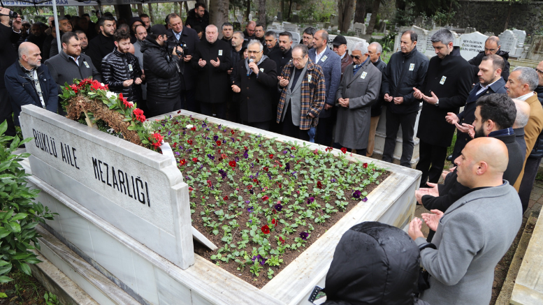 Merhum Başkan Mehmet Ali Büklü, Mezarı Başında Anıldı - TÜRKİYE - İnternetin Ajansı
