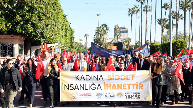 MERSİN’DE KADINA YÖNELİK ŞİDDETE KARŞI FARKINDALIK YÜRÜYÜŞÜ - TÜRKİYE - İnternetin Ajansı