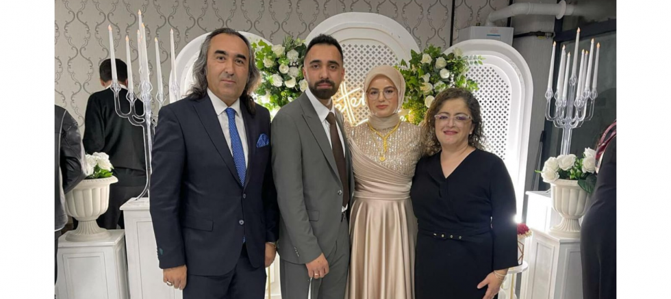 ÖMER AYDOĞMUŞ GENÇ ÇİFTLERİN MUTLULUĞUNA ORTAK OLDU - GÜNDEM - İnternetin Ajansı