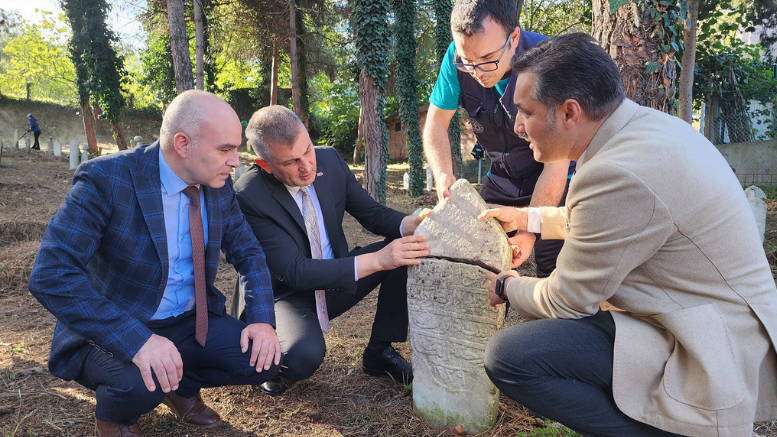 ÖRCÜN'DEKİ OSMANLI DÖNEMİ MEZAR TAŞLARININ ONARIMI İÇİN ÇALIŞMA BAŞLATILDI - TÜRKİYE - İnternetin Ajansı