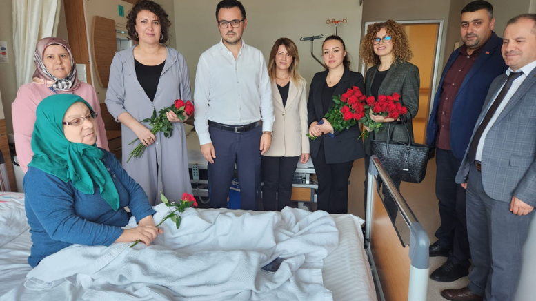 Orhangazi Belediyesi Beyaz Masa Ekipleri Devlet Hastanesinde Hastalara Moral Verdi - TÜRKİYE - İnternetin Ajansı