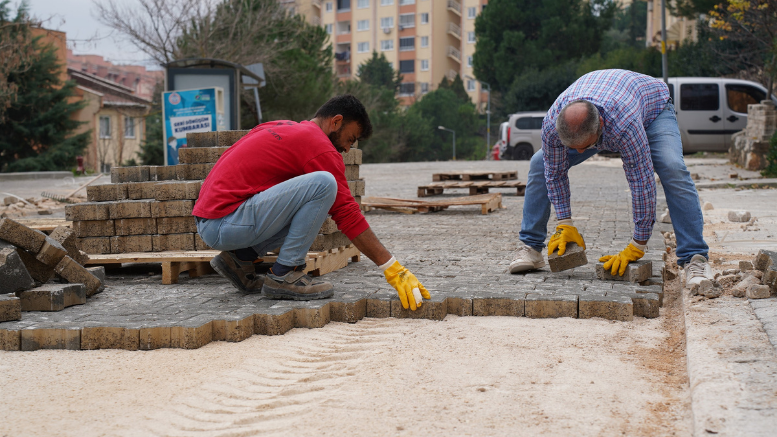 Orhangazi Belediyesi’nden TOKİ bölgesinde 2500 M²’lik Parke Çalışması - TÜRKİYE - İnternetin Ajansı