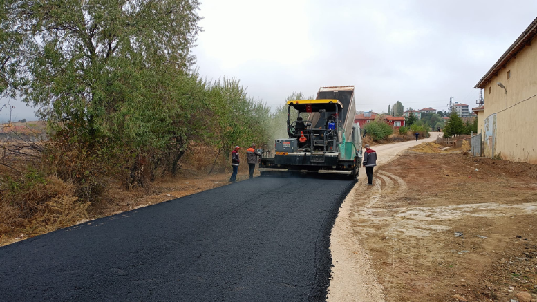 Ortaköy’e 1400 metre asfalt - TÜRKİYE - İnternetin Ajansı