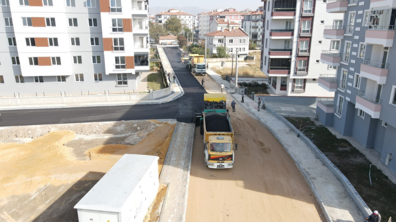 Söğütlüevler’e 1000 ton sıcak asfalt - TÜRKİYE - İnternetin Ajansı