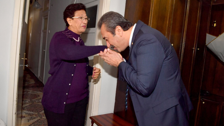 Soner Çetin öğretmenini unutmadı - TÜRKİYE - İnternetin Ajansı