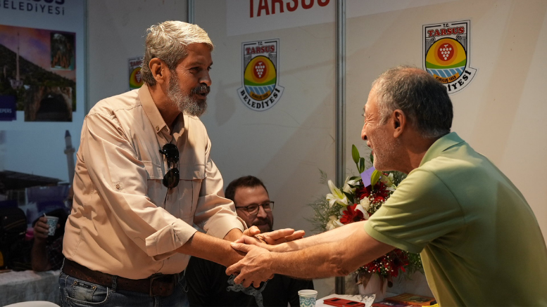 TARSUS BELEDİYESİ FUARDA, YAZILI ESERLERİ VE TARSUSLU YAZARLARI İLE YOĞUN İLGİ GÖRDÜ - TÜRKİYE - İnternetin Ajansı
