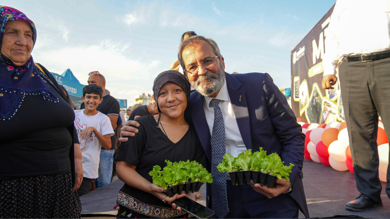 TARSUS’TA 1 MİLYON FİDE, 30 TON BUĞDAY VE 250 BİN FİDAN ÜCRETSİZ DAĞITILDI - TÜRKİYE - İnternetin Ajansı