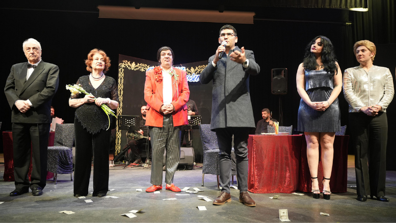 TARSUS'TA KÜLTÜR VE SANAT RÜZGÂRI: “ANGARA GAZİNOSU” OYUNU BÜYÜK BEĞENİ TOPLADI! - TÜRKİYE - İnternetin Ajansı