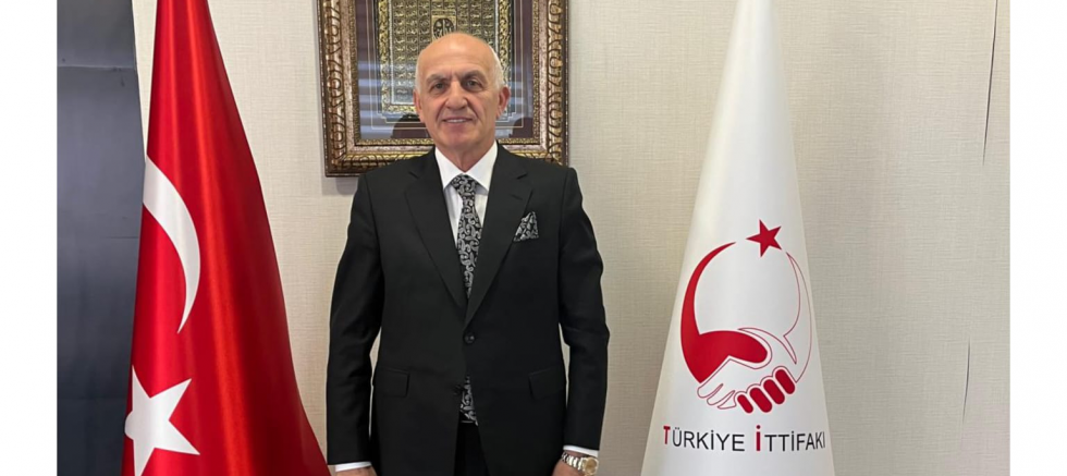 Türkiye İttifakı Genel Başkanı Hakkı Kıroğlu’ndan Kurban Bayramı Mesajı: “Milletin Sesini Duymayan Siyaset, Bayramın Anlamını da Kaybeder” - GÜNDEM - İnternetin Ajansı