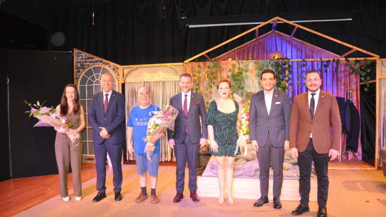 ‘Yatak Odası Sırları’ Adlı Tiyatro Oyunu Kartal’da Sahnelendi - TÜRKİYE - İnternetin Ajansı