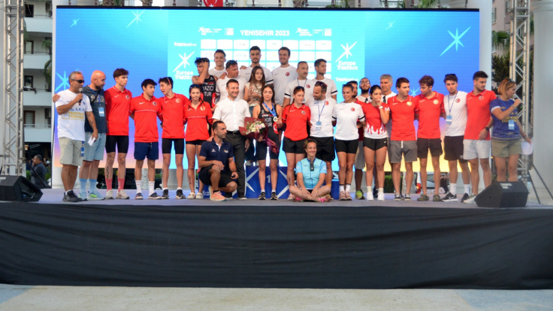 Yenişehir Avrupa Triatlon Kupası'nda milli triatlet Selinay Tuğçe Kır altın madalya kazandı. - TÜRKİYE - İnternetin Ajansı