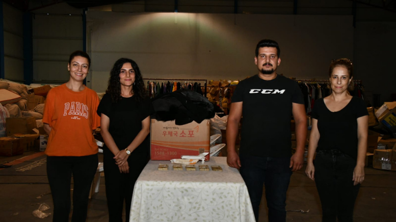 Yenişehir Belediyesi ekipleri buldukları yaklaşık 450 bin TL değerindeki dövizi polise teslim etti - TÜRKİYE - İnternetin Ajansı